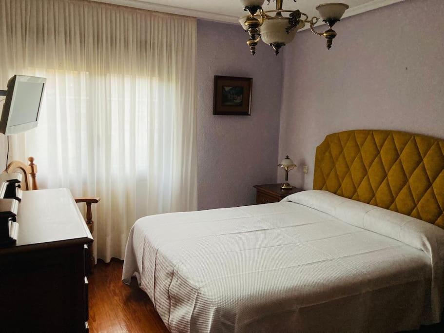 3 En Casa, Amplio Jardin Holiday home Liano