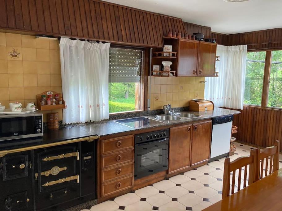 3 En Casa, Amplio Jardin Liano