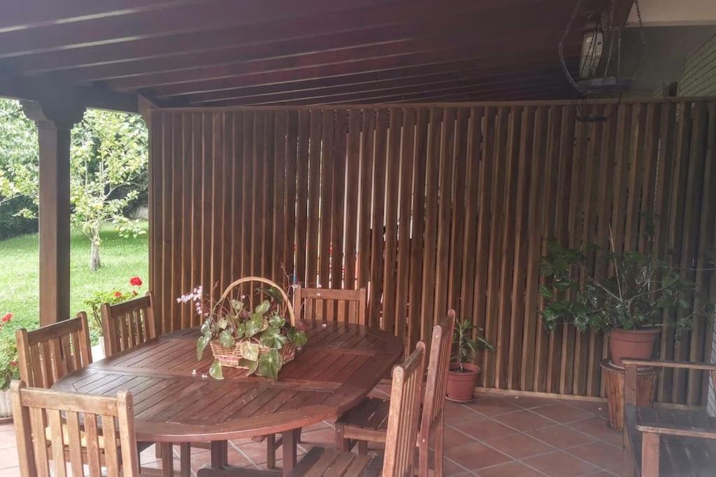 3 En Casa, Amplio Jardin Casa de vacances *