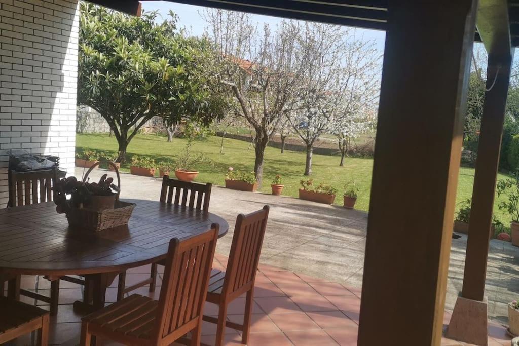 3 En Casa, Amplio Jardin Holiday home *